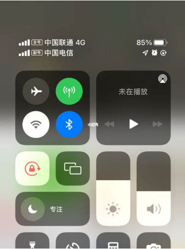琼结苹果手机维修分享iPhone双卡信号解决办法 